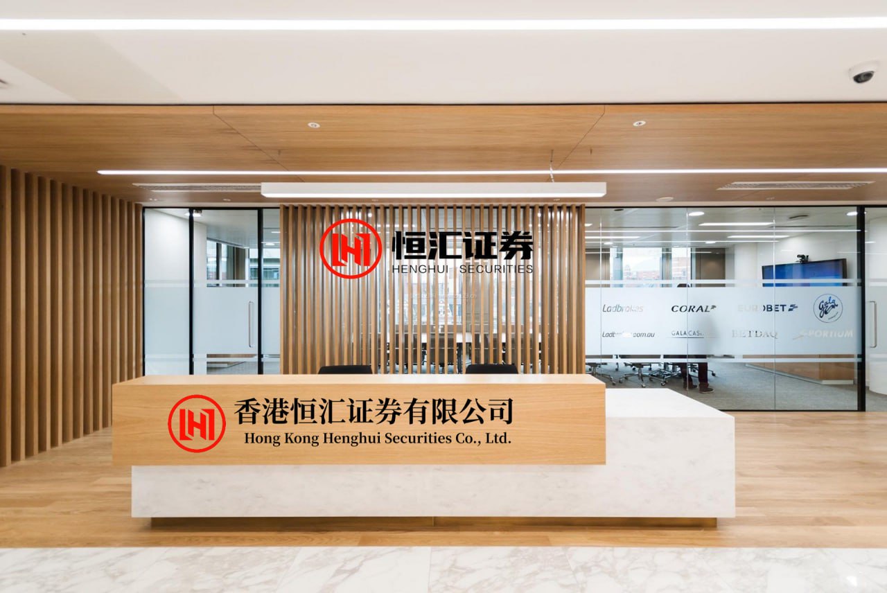 盈富配资 荣耀跨界人形机器人，重现“DeepSeek时刻”？
